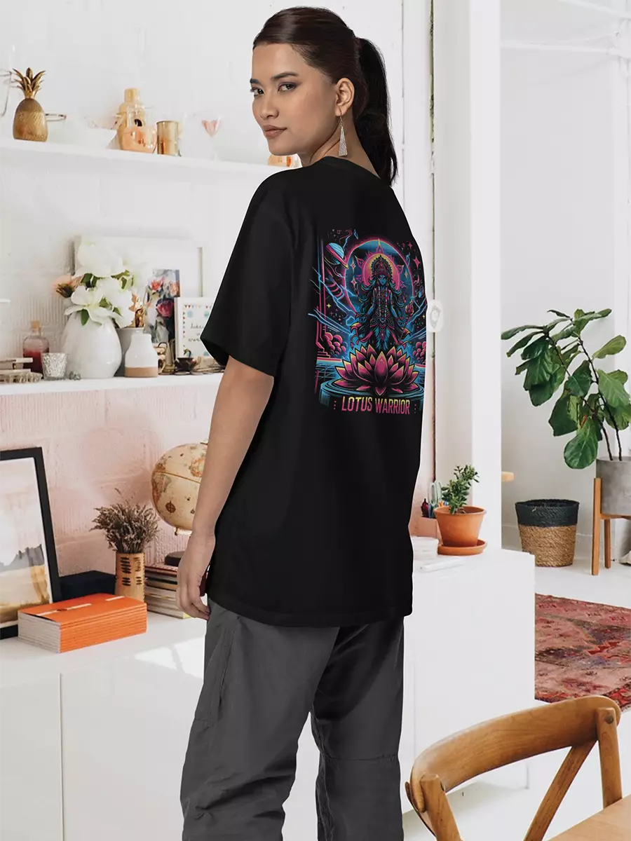 Lotus Warrior - Black Oversized Unisex T-Shirt